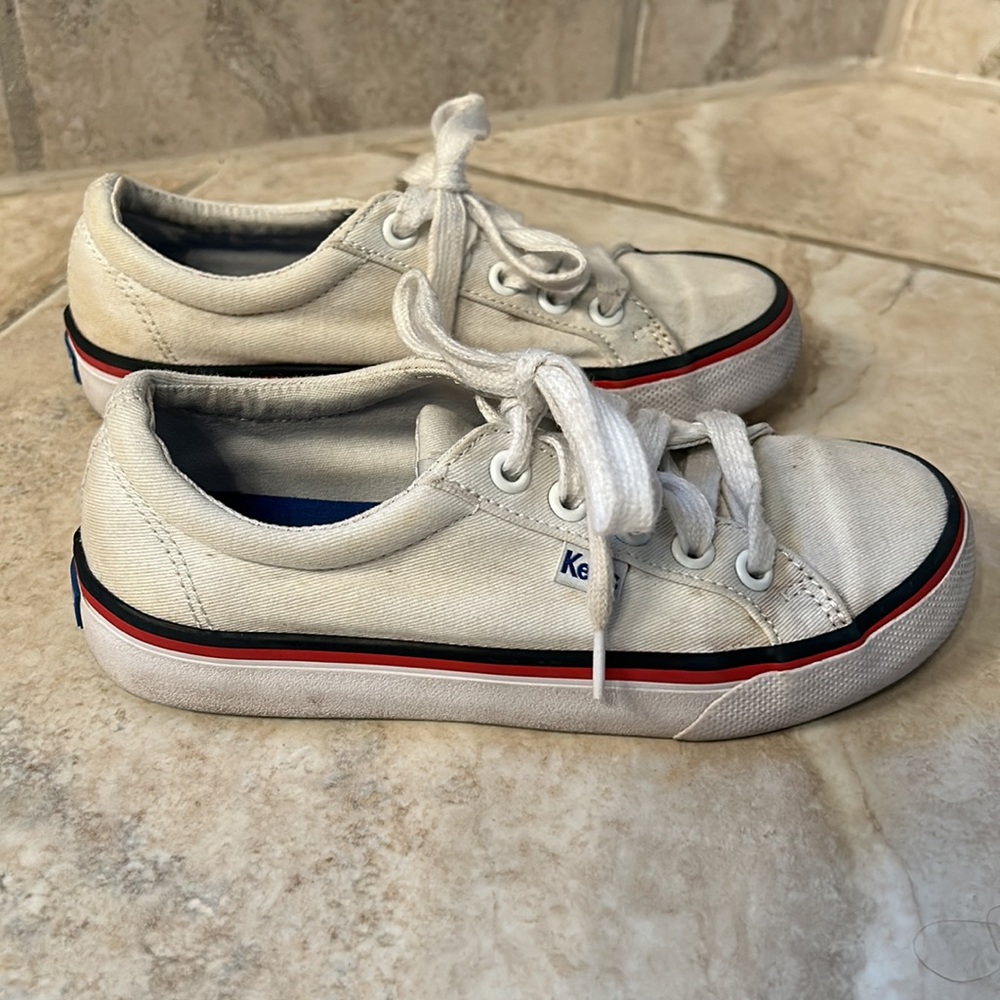 Keds Jumpkick Sneakers, Size 13.5 (Boys or Girls)